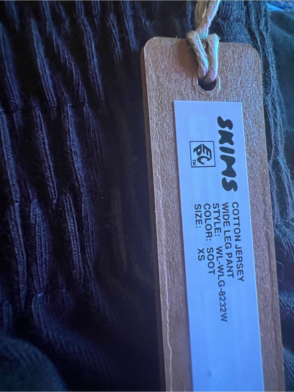 SKIMS Monochrome Lounge Set NWT Fits Everybody LS Tee & Cotton Wide Leg Pant XS - Picture 9 of 9